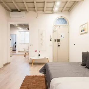 Cozy Near Ponte Vecchio Apartamento